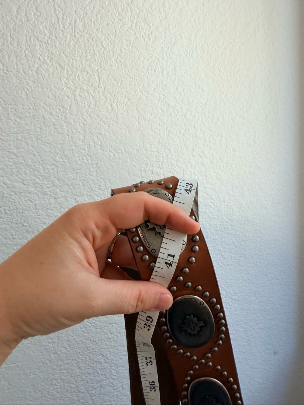 Aura Wrangler Leather Boho Brown Studded Leather Belt Concho Western Festival - Picture 4 of 12